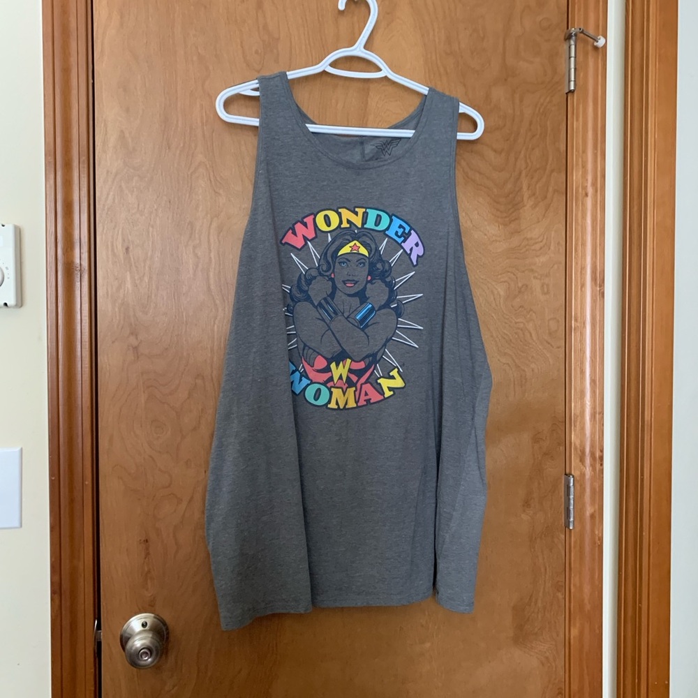 Wonder Woman Gray Tank Top